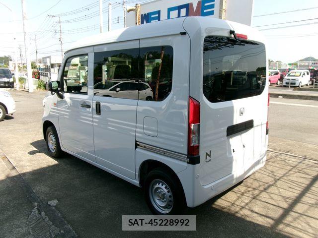 Honda N-VAN 2026-05 7329108-6