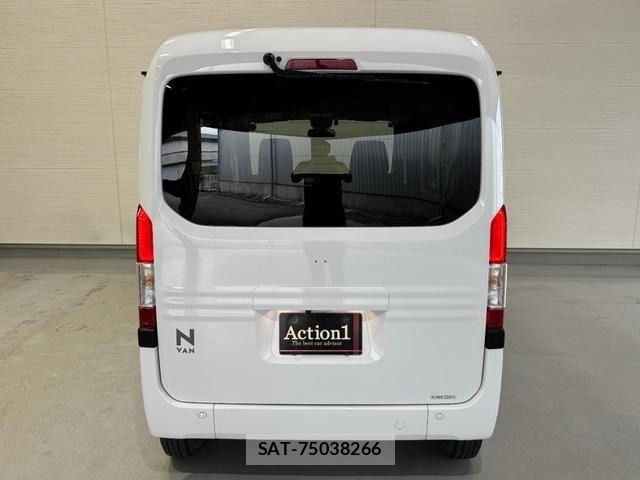 Honda N-VAN 2022-05 7359193-4
