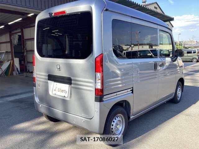 Honda N-VAN 2026-04 7456554-4