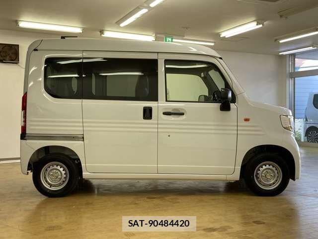 Honda N-VAN 2026-03 7456553-6