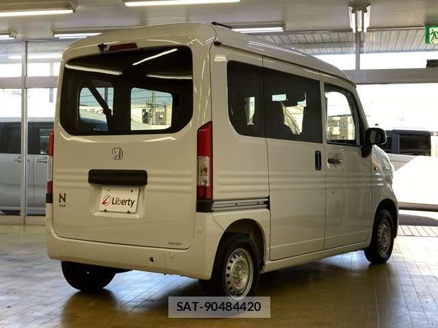 Honda N-VAN 2026-03 7456553-8