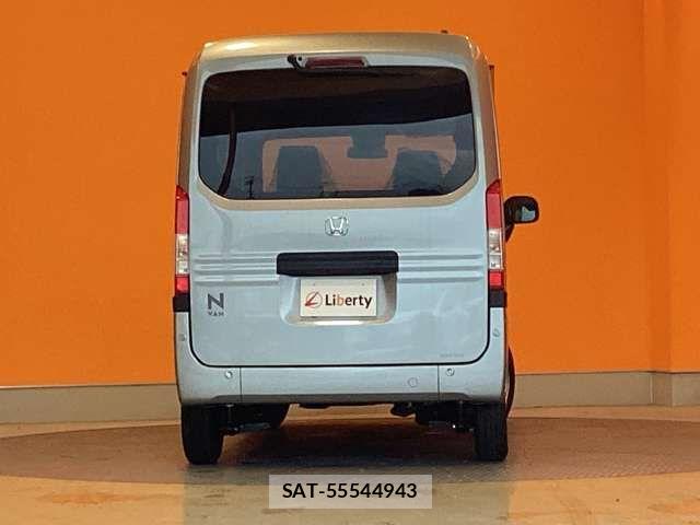Honda N-VAN 2026-04 7456555-10