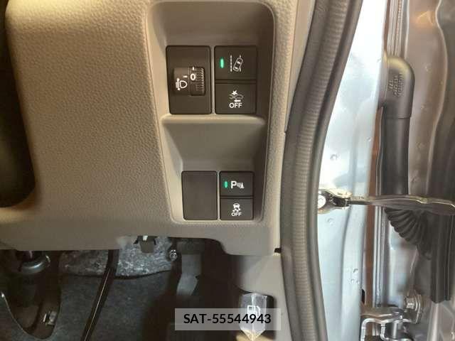 Honda N-VAN 2026-04 7456555-6