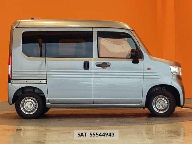 Honda N-VAN 2026-04 7456555-8