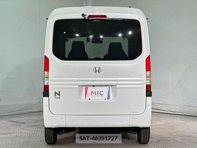 Honda N-VAN 2024-06 7502076-5