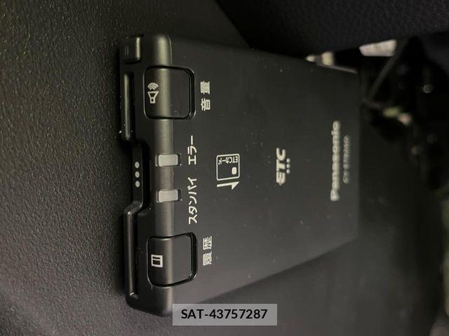 Honda N-VAN 2023-10 7502077-6