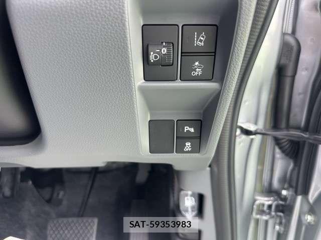 Honda N-VAN 2026-04 7618994-13