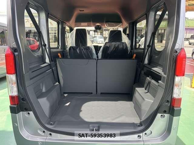 Honda N-VAN 2026-04 7618994-8