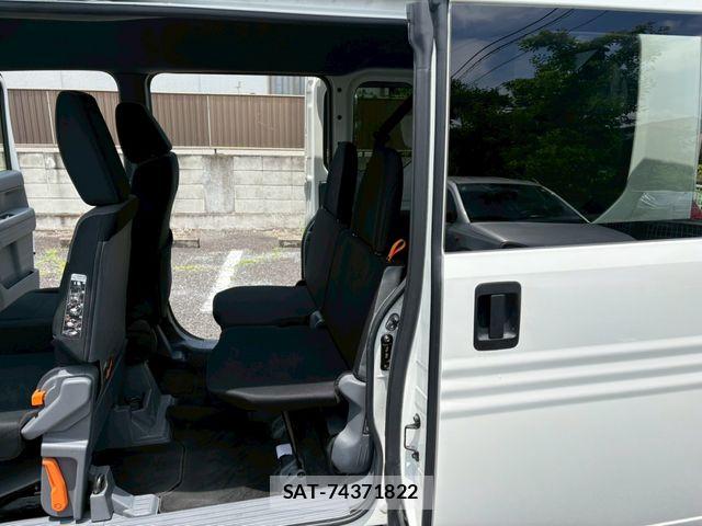Honda N-VAN 2018-10 7618999-13