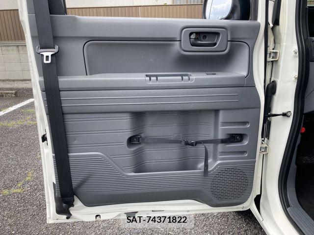 Honda N-VAN 2018-10 7618999-21