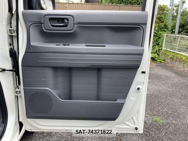 Honda N-VAN 2018-10 7618999-22