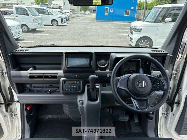 Honda N-VAN 2018-10 7618999-2