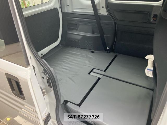 Honda N-VAN 2023-06 7618996-10