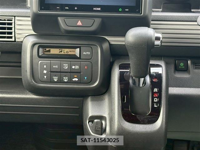 Honda N-VAN 2024-05 7618995-24