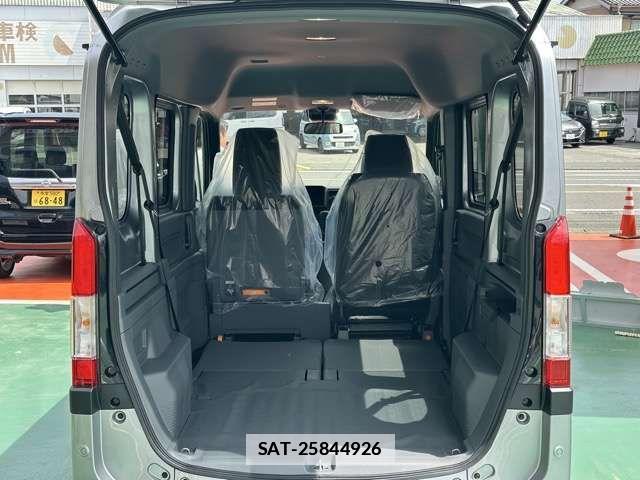 Honda N-VAN 2026-04 7726858-10