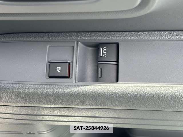 Honda N-VAN 2026-04 7726858-13