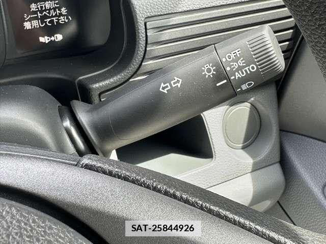Honda N-VAN 2026-04 7726858-16