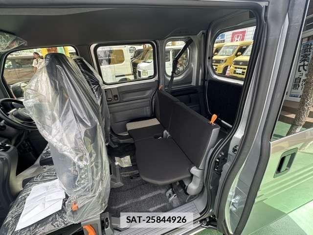 Honda N-VAN 2026-04 7726858-5