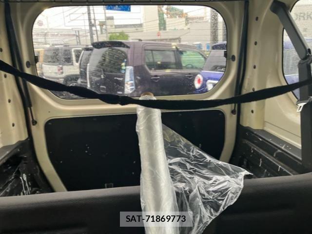 Honda N-VAN 2018-10 7878580-9