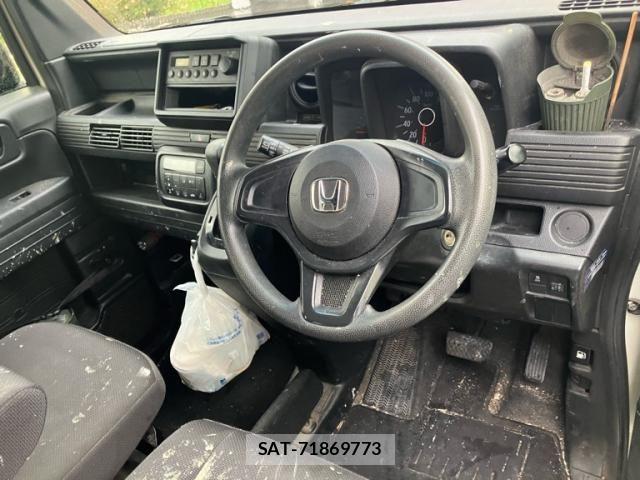 Honda N-VAN 2018-10 7878580-7
