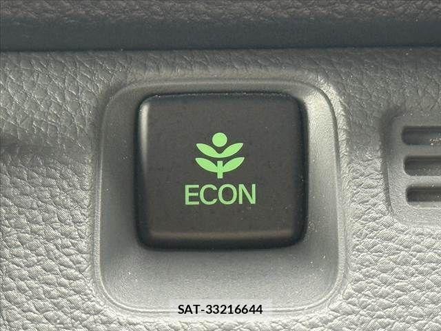 Honda N-VAN 2022-07 7963156-24