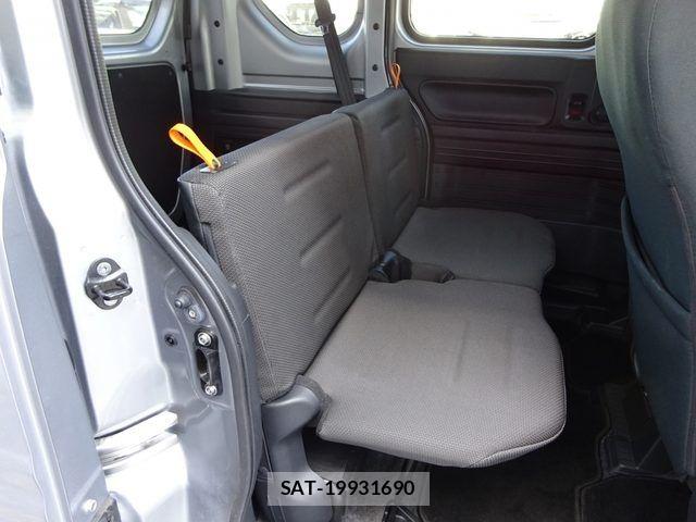 Honda N-VAN 2019-02 7980445-15