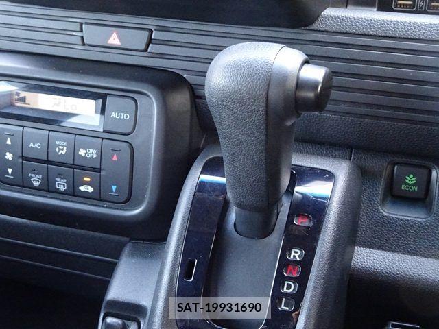 Honda N-VAN 2019-02 7980445-8