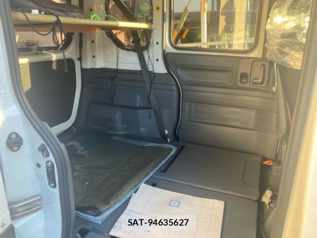 Honda N-VAN 2020-11 8037425-7