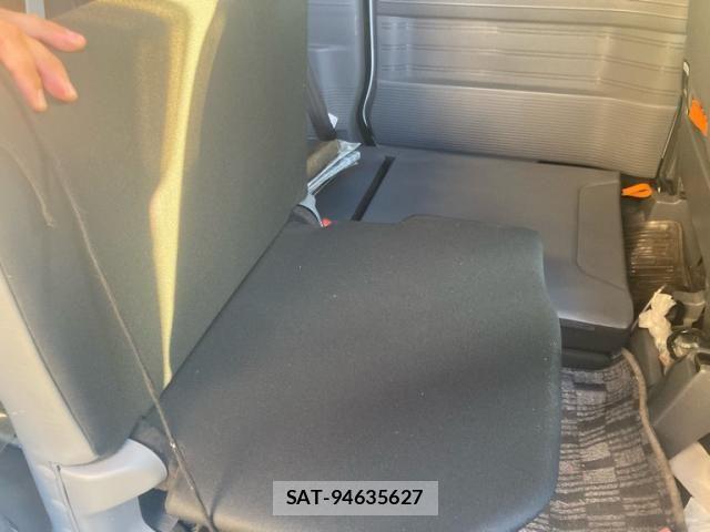Honda N-VAN 2020-11 8037425-8