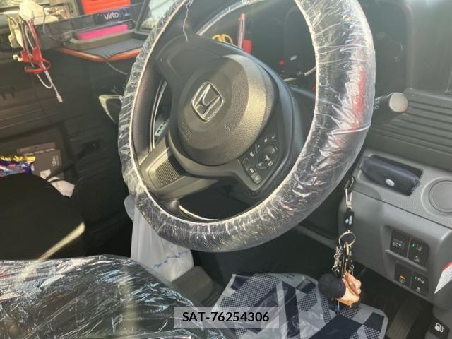Honda N-VAN 2019-10 8037428-11