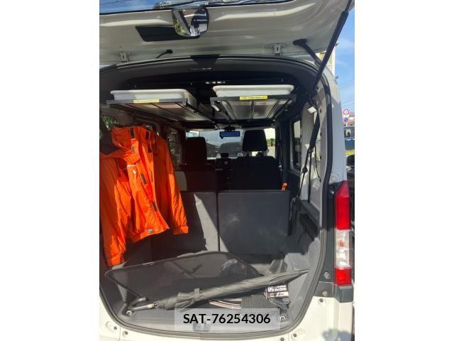 Honda N-VAN 2019-10 8037428-14