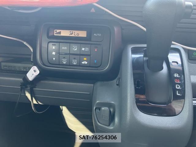 Honda N-VAN 2019-10 8037428-17