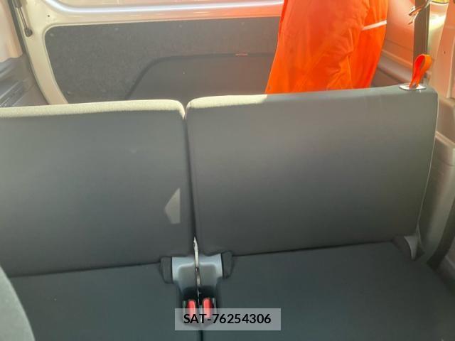 Honda N-VAN 2019-10 8037428-20