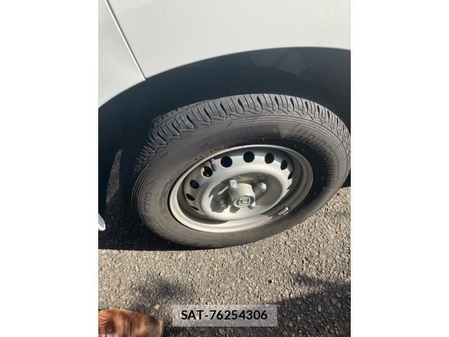 Honda N-VAN 2019-10 8037428-5