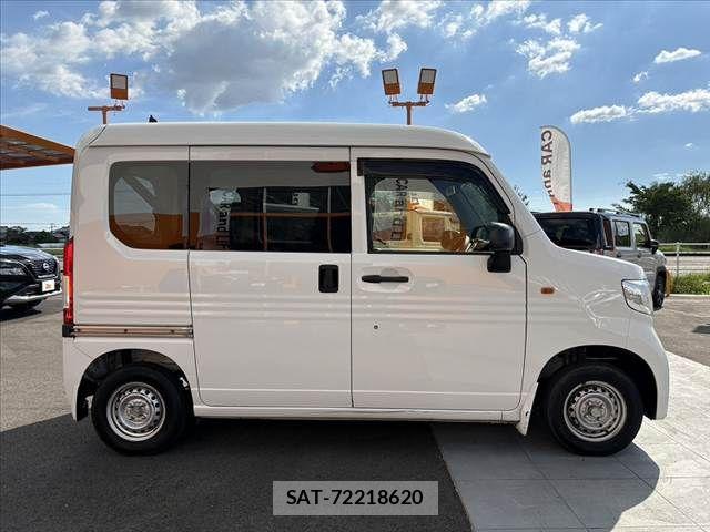 Honda N-VAN 2019-06 8037426-11