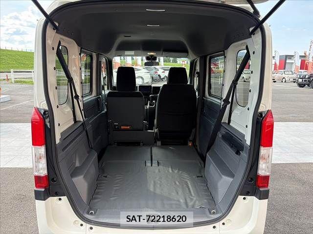 Honda N-VAN 2019-06 8037426-20