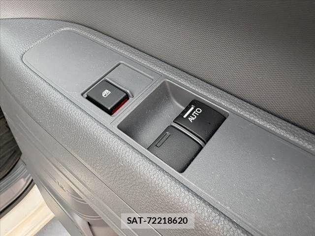 Honda N-VAN 2019-06 8037426-21