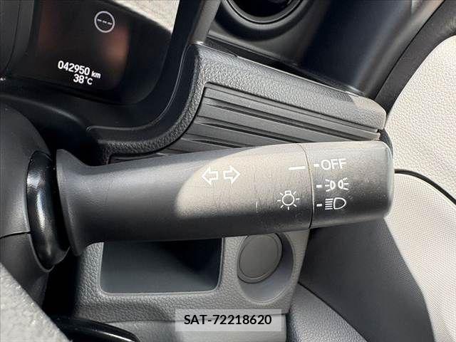 Honda N-VAN 2019-06 8037426-24