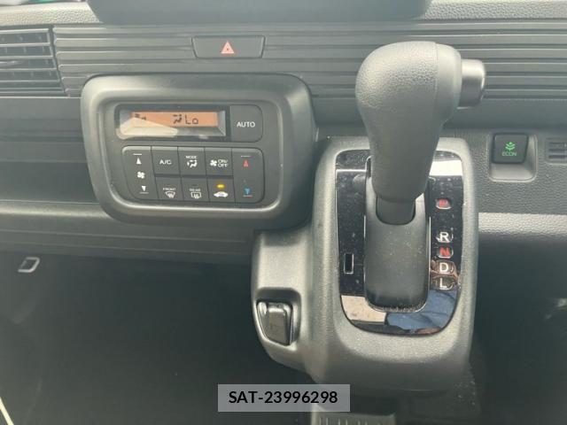 Honda N-VAN 2022-12 8037427-16