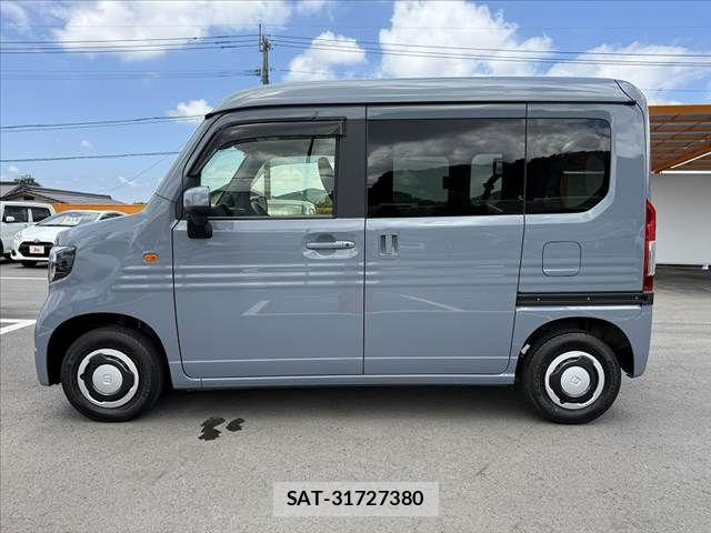 Honda N-VAN 2022-12 8075017-10