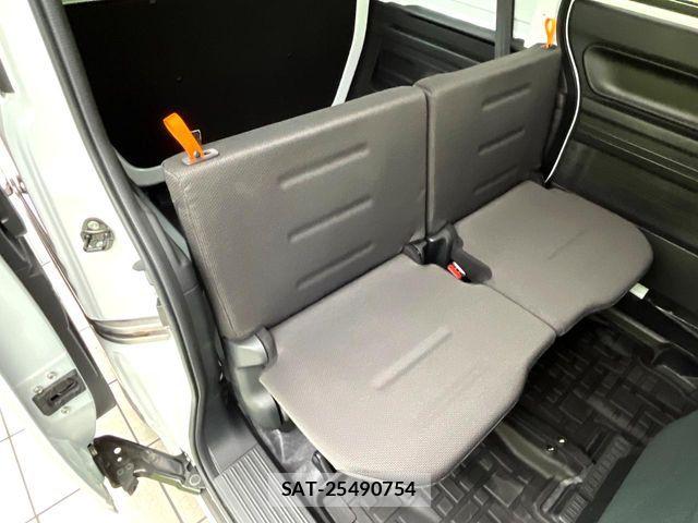 Honda N-VAN 2024-07 8075018-7