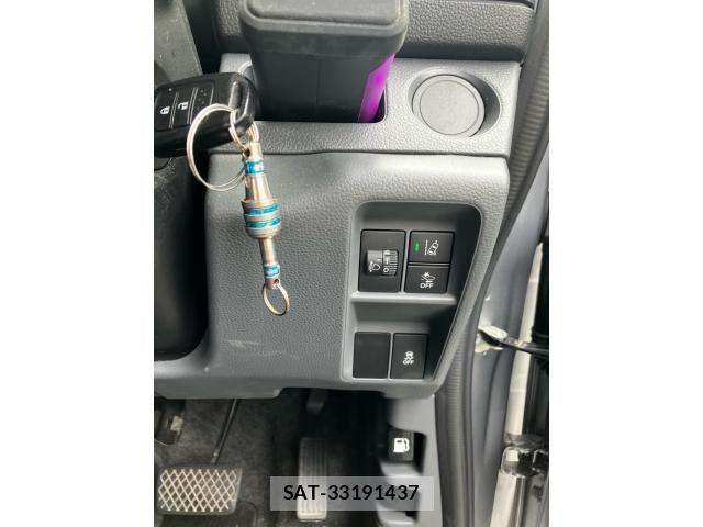Honda N-VAN 2023-11 8131756-14