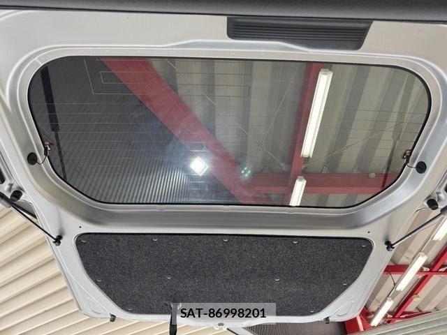Honda N-VAN 2020-06 8209372-9