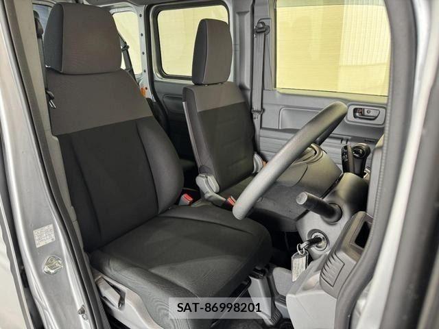 Honda N-VAN 2020-06 8209372-11