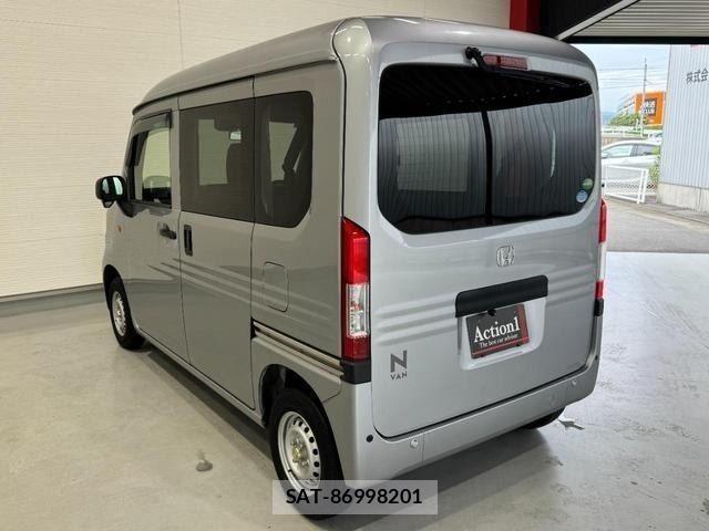 Honda N-VAN 2020-06 8209372-3