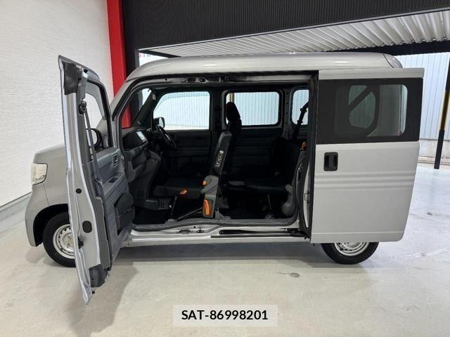 Honda N-VAN 2020-06 8209372-7