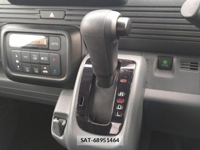 Honda N-VAN 2024-05 8231178-14