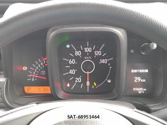 Honda N-VAN 2024-05 8231178-28
