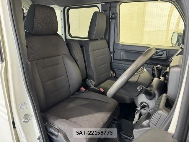 Honda N-VAN 2019-02 8231180-10