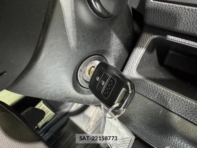 Honda N-VAN 2019-02 8231180-17